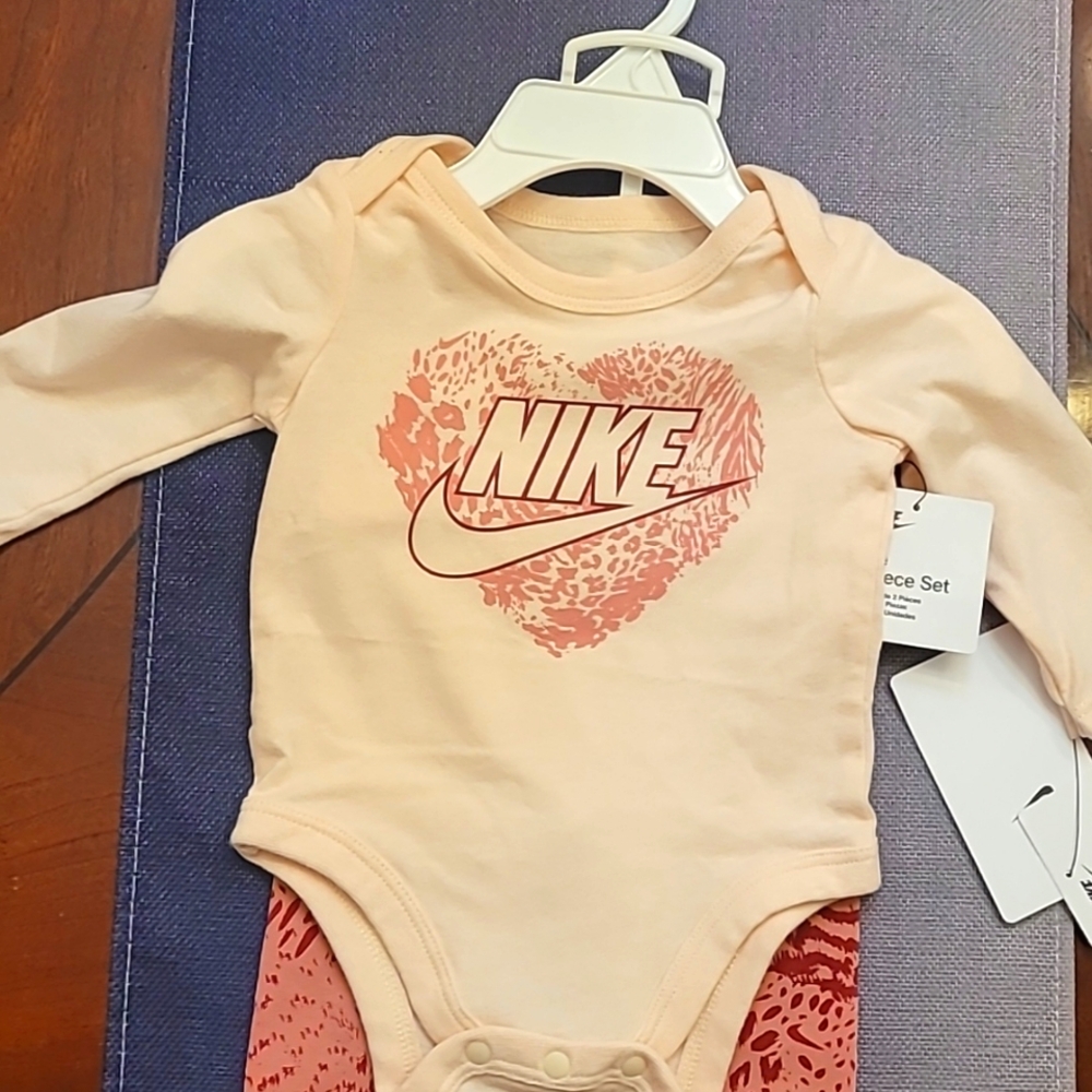Infant Nike 2pc Set